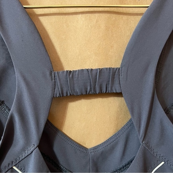 Lululemon | NWT Speedy Runsie Onesie Romper Athletic Workout Grey Size 6 - Picture 12 of 15